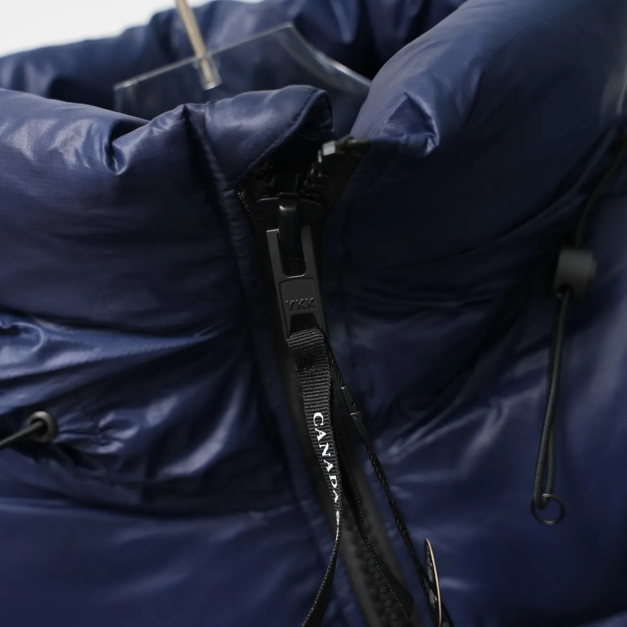 P740 CANADA GOOSE丨Canada Goose 2252 Puff Hooded Down Jacket Color: Dark Blue Red Size: XS-XXL